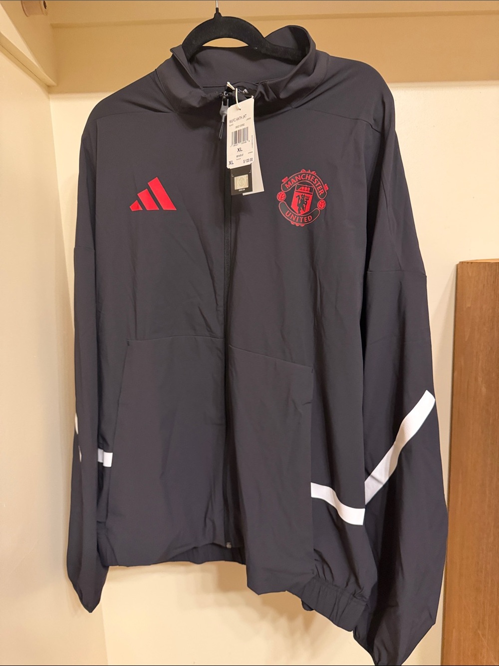 NWT Authentic adidas Manchester United Football / Soccer Windbreaker Jacket